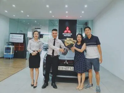 giao xe mitsubishi quan 7 (5)